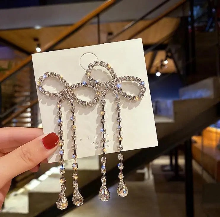 Eloria Sparkling Bow drops