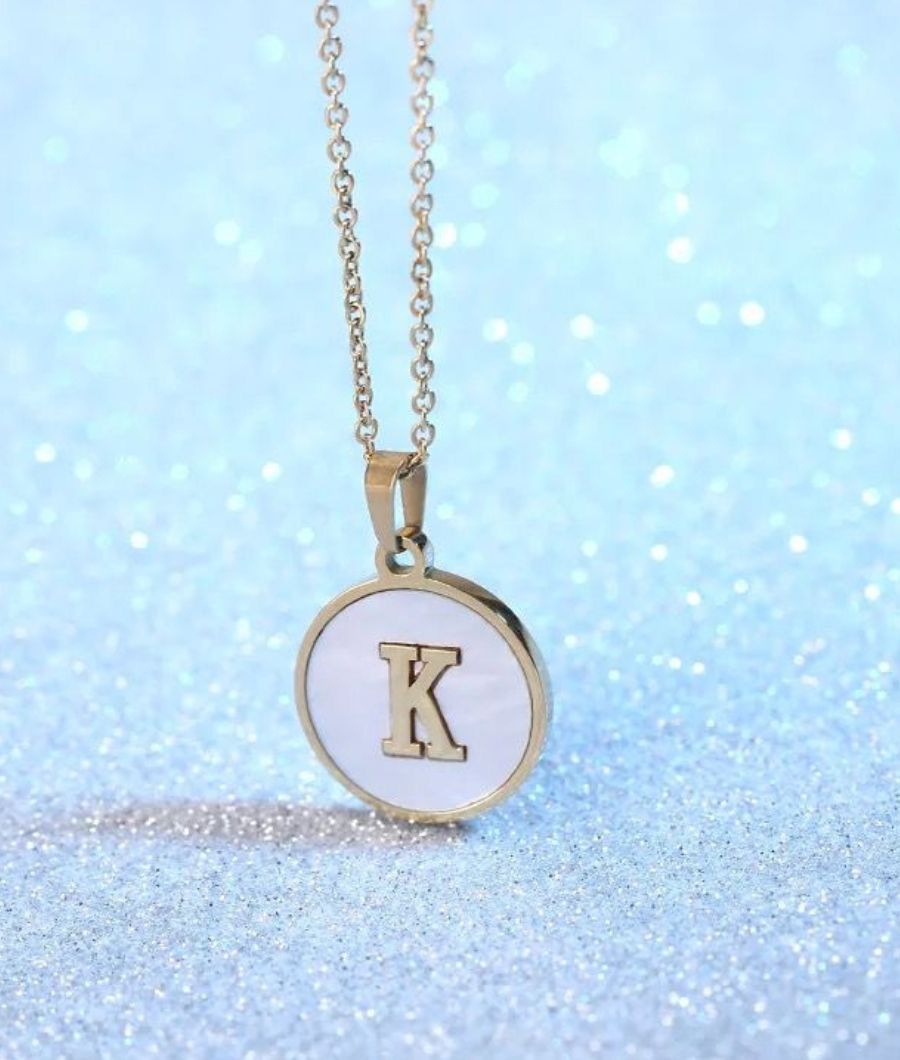 Initial Neck Chain