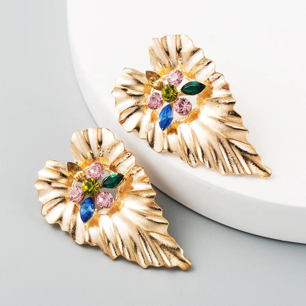 Gold Ribbed Leaf Stud