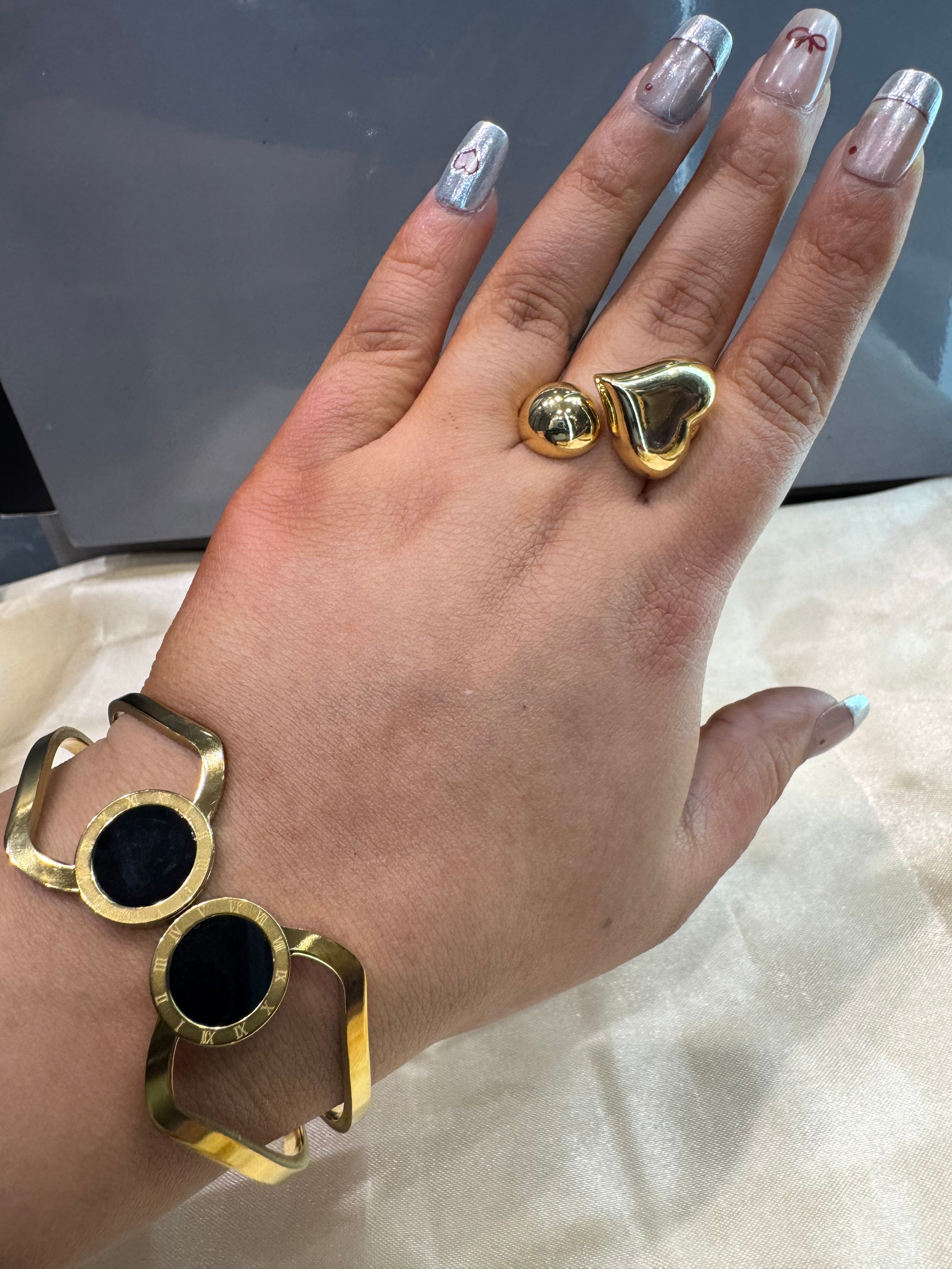 Amour Ring