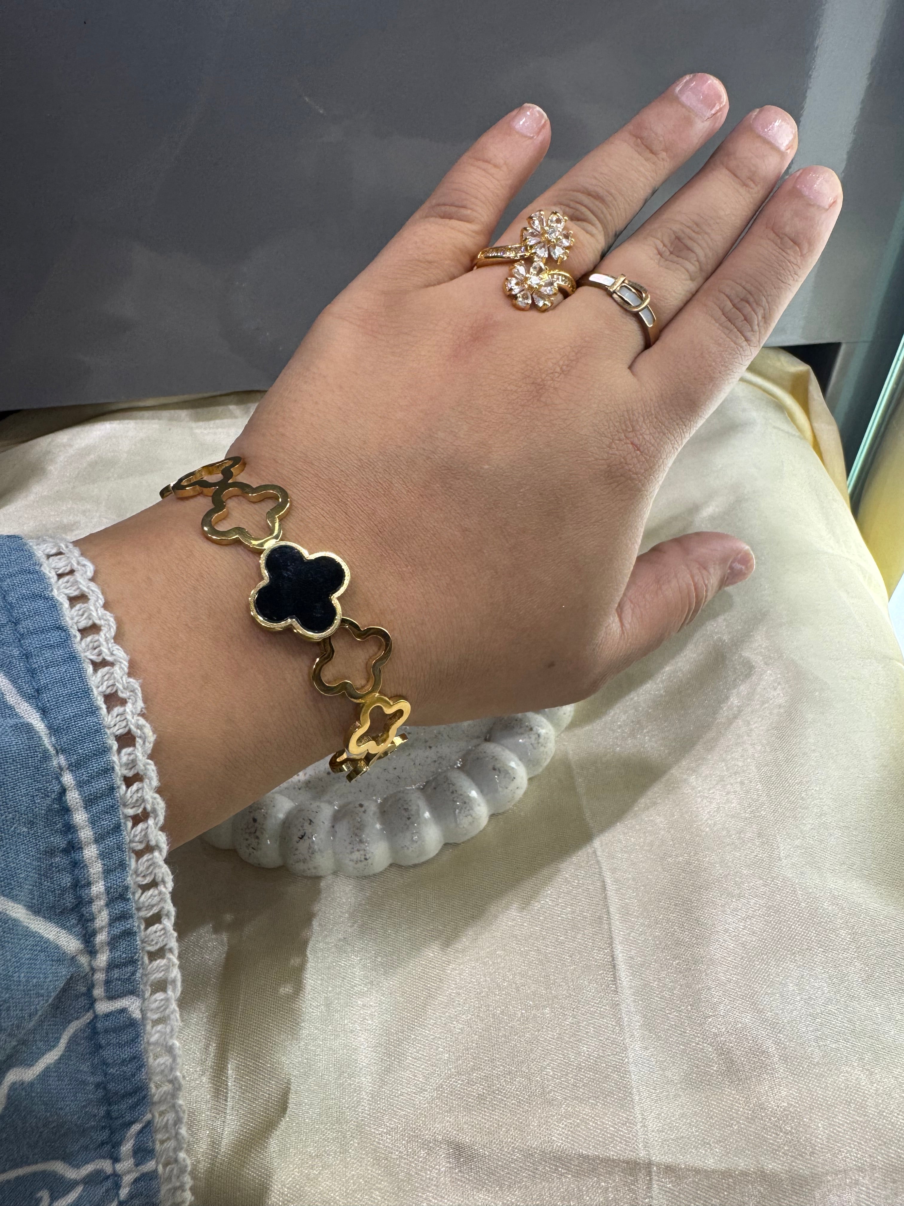Daily Wear Bracelet code/1278