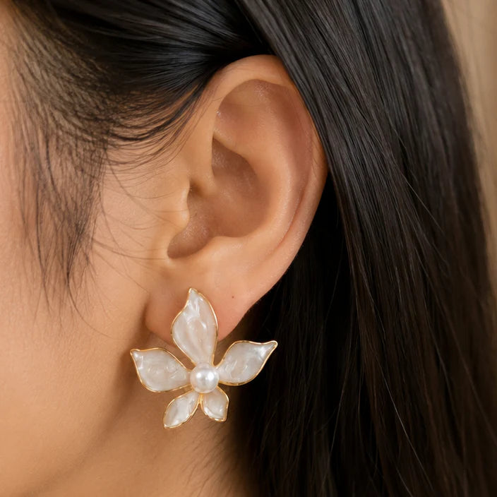 Flower studs