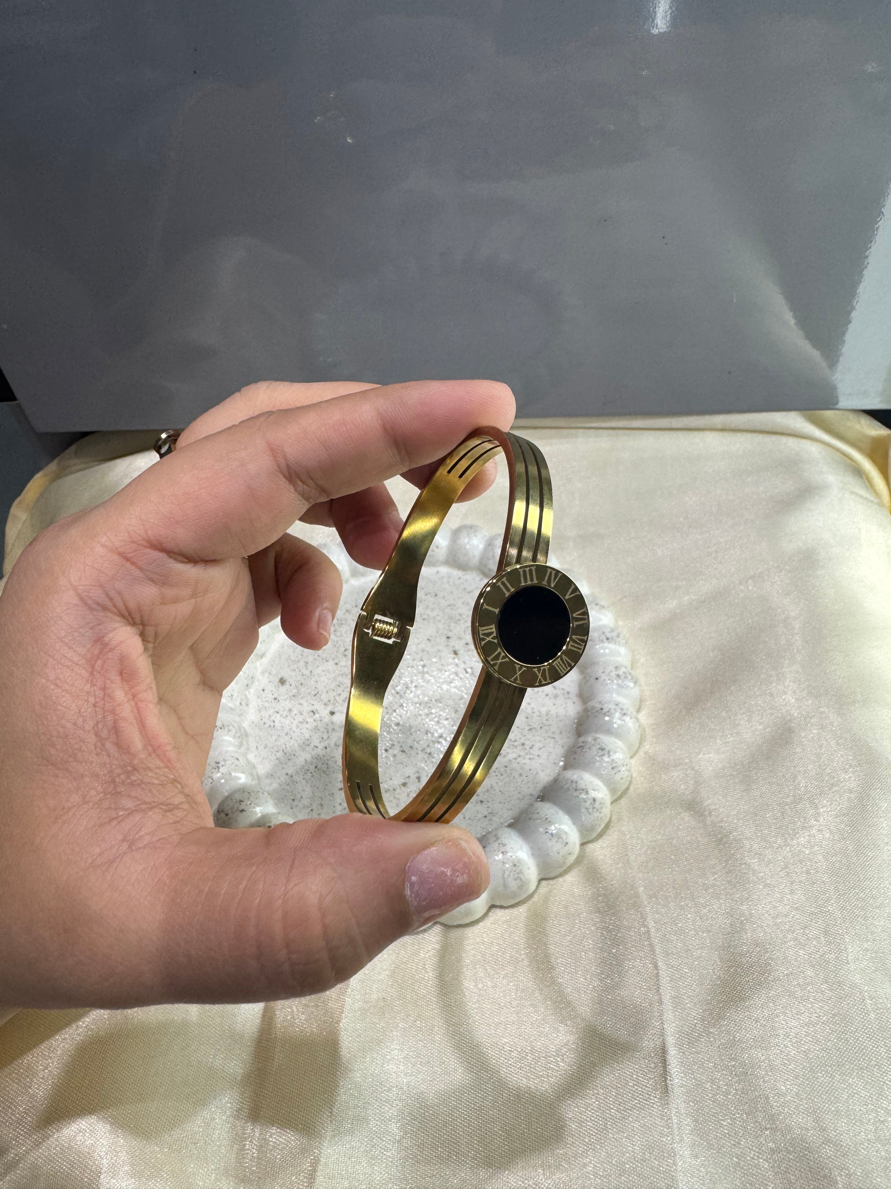 Daily Wear Bracelet code/1274