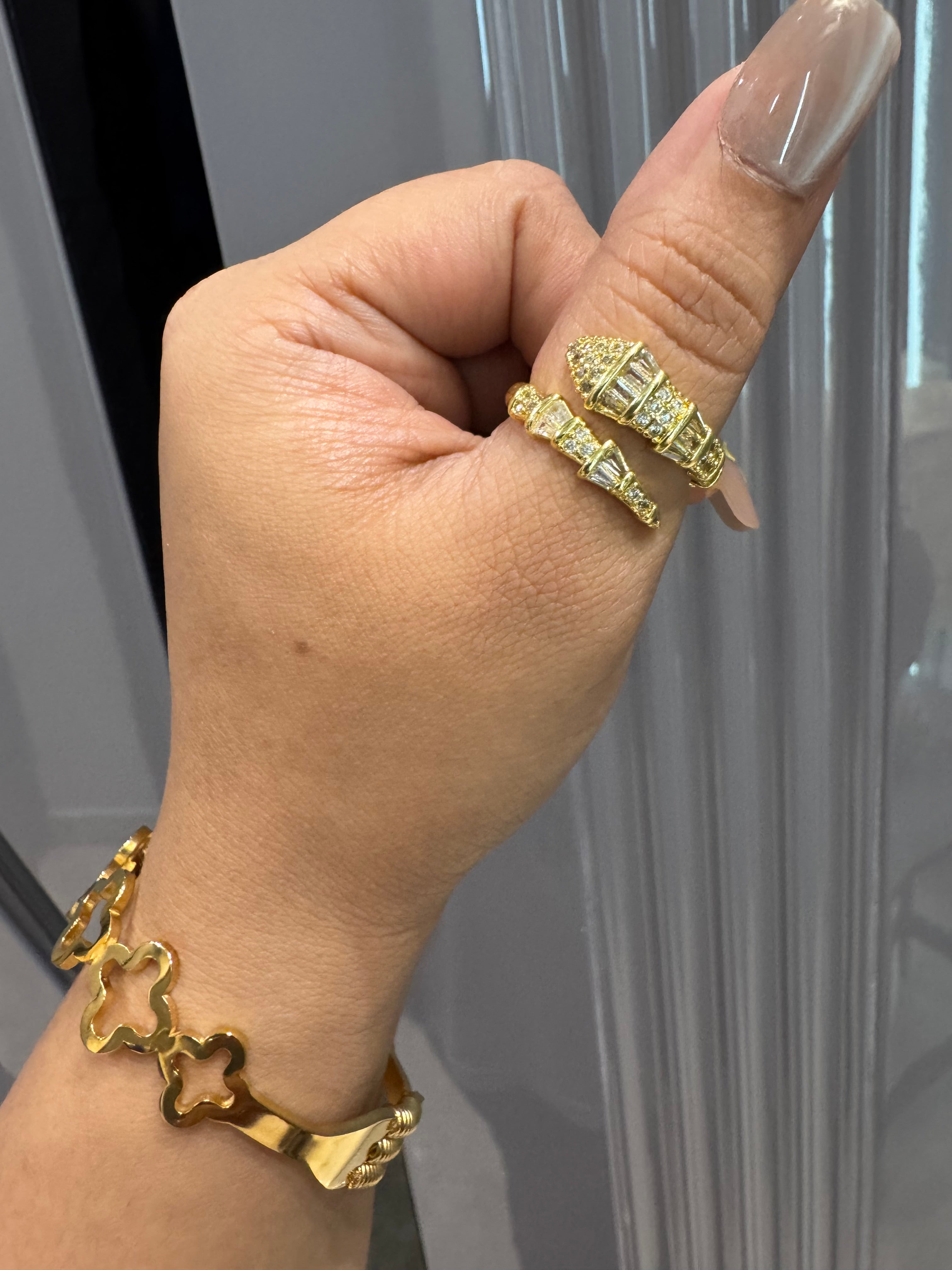 Majesté Ring