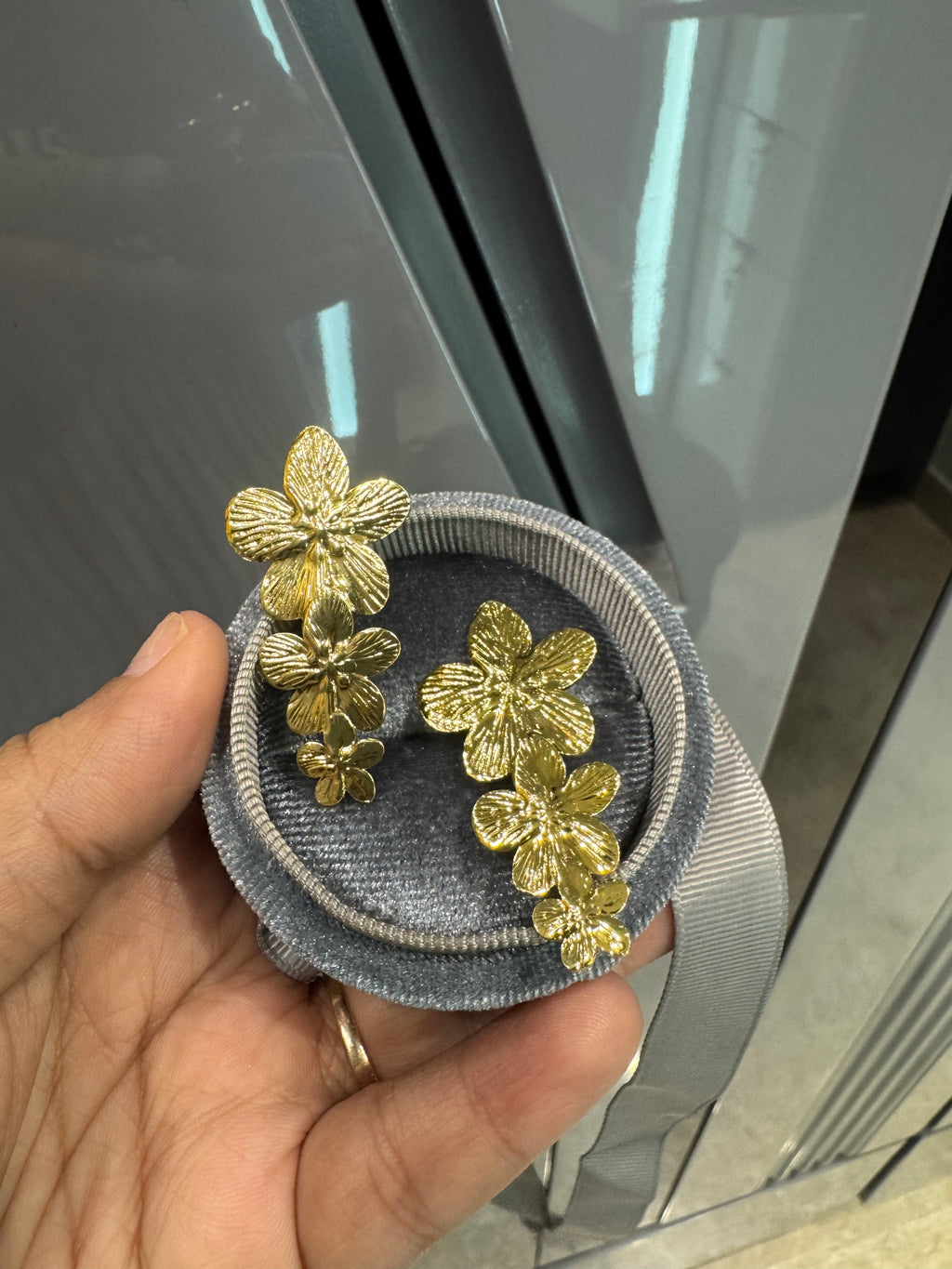 Anti Tarnish Studs (2)