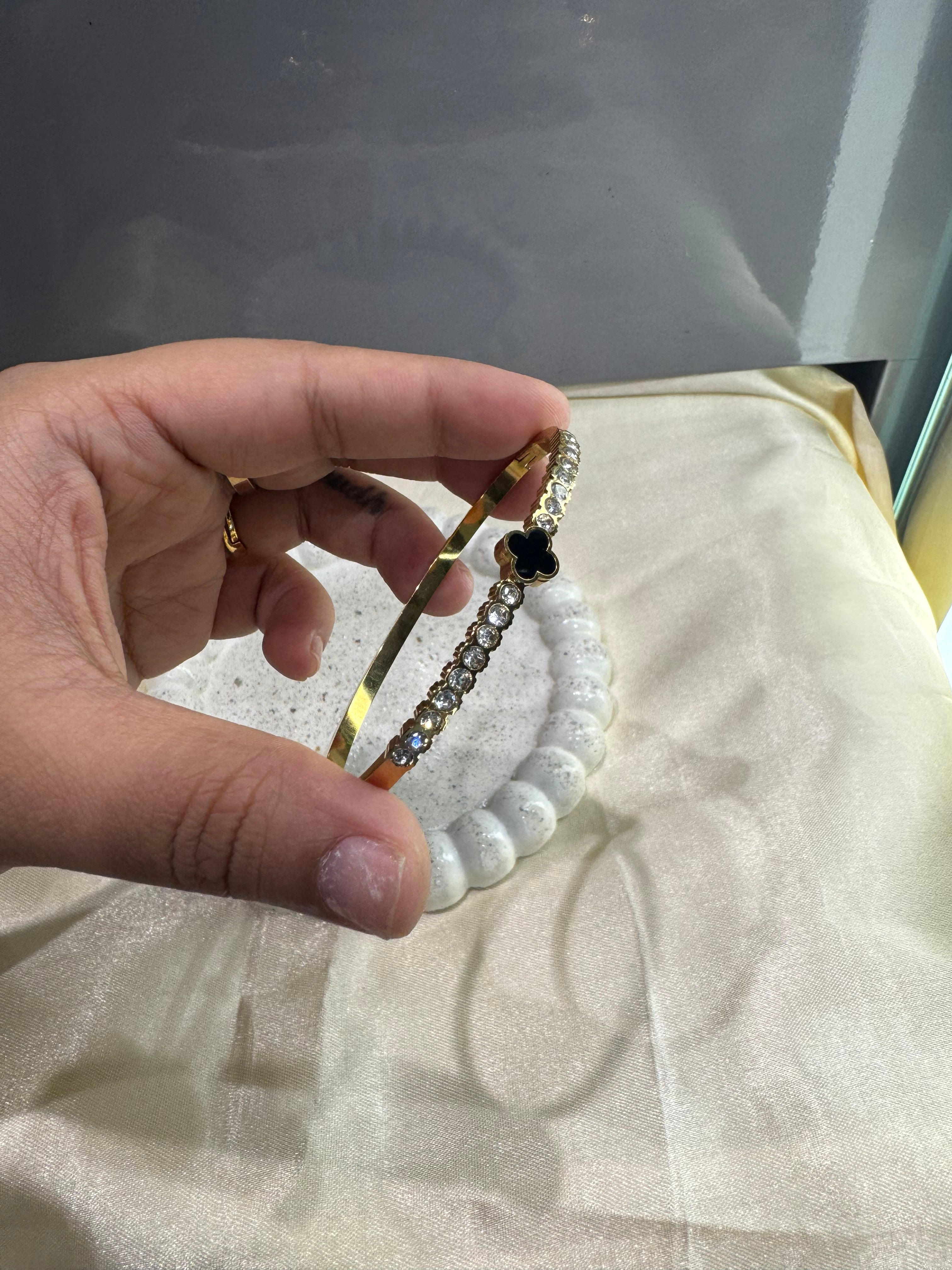 Daily Wear Bracelet code/1277