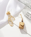 Asymmetric Abstract Dangler