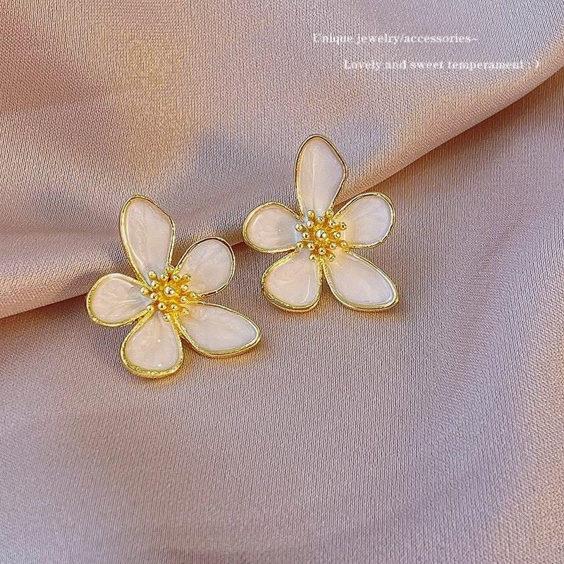 Flower Studs