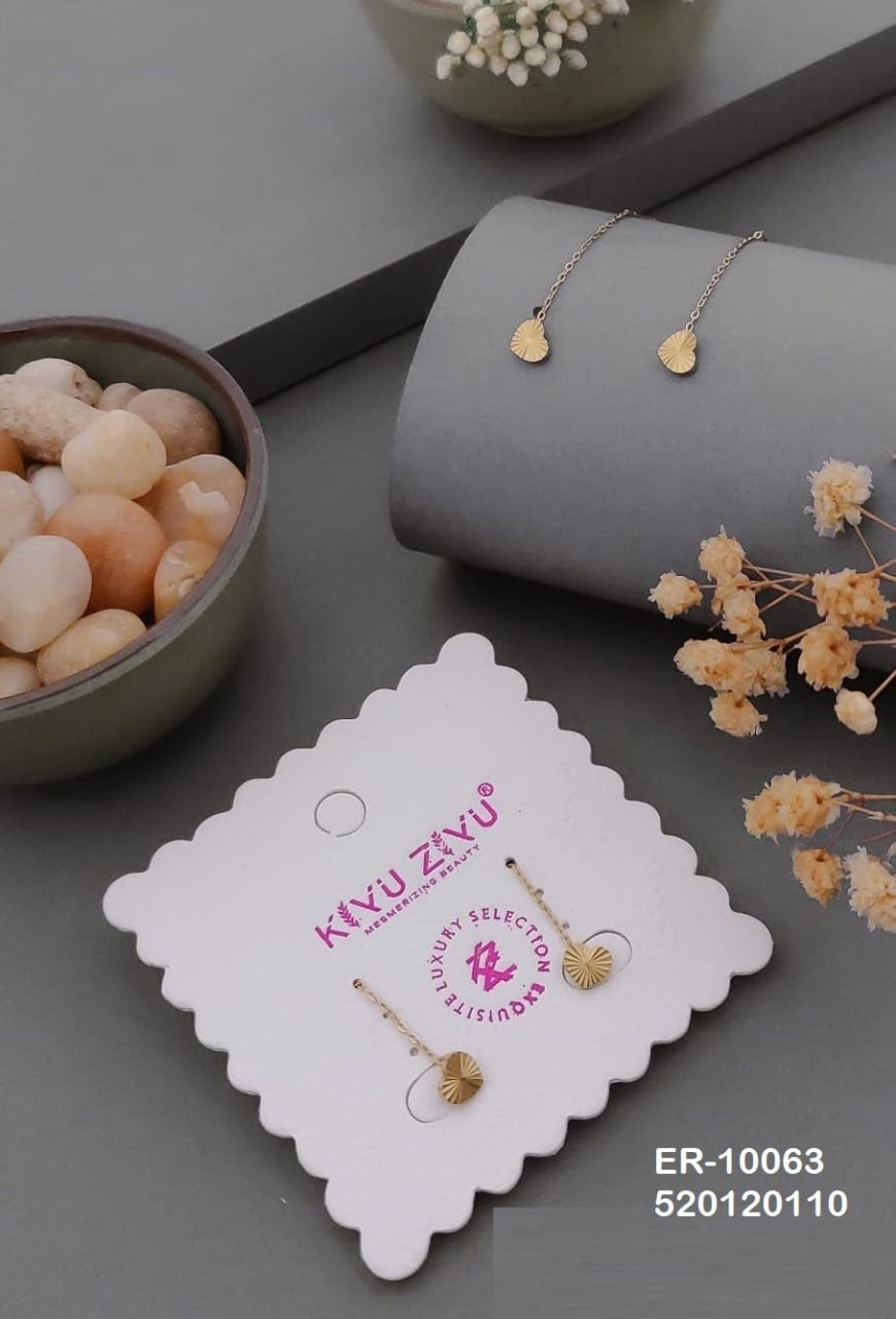 Sui Dhaga Heart Earrings