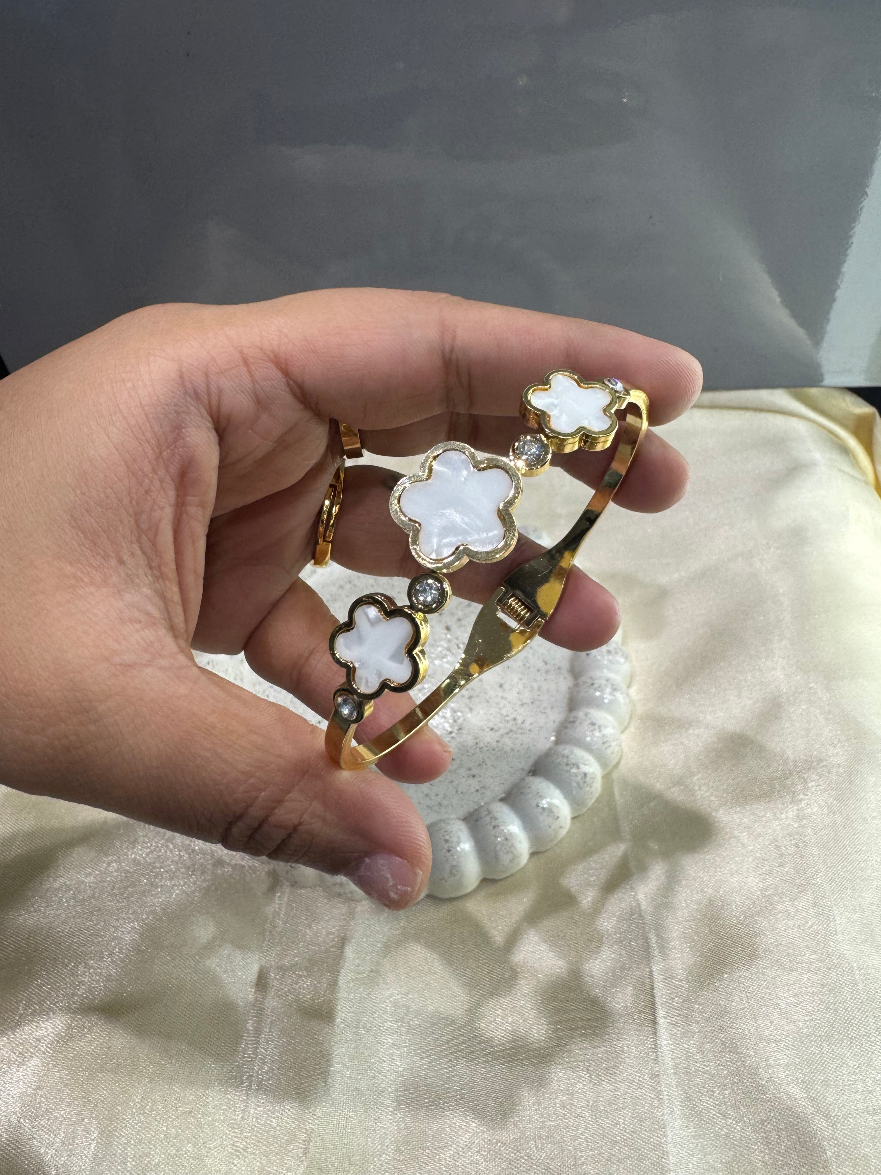 Daily Wear Bracelet code/1272