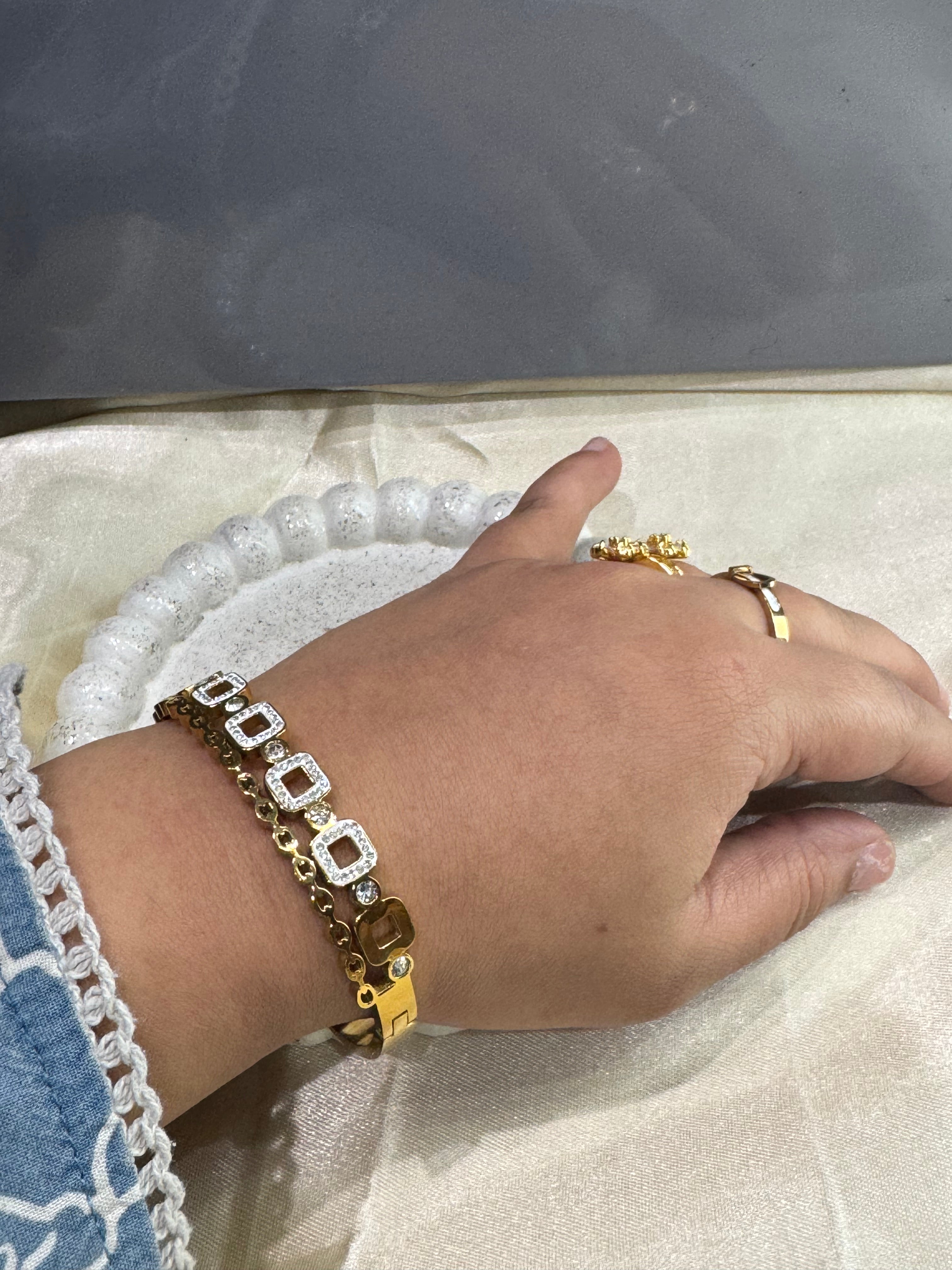 Daily Wear Bracelet code/1292