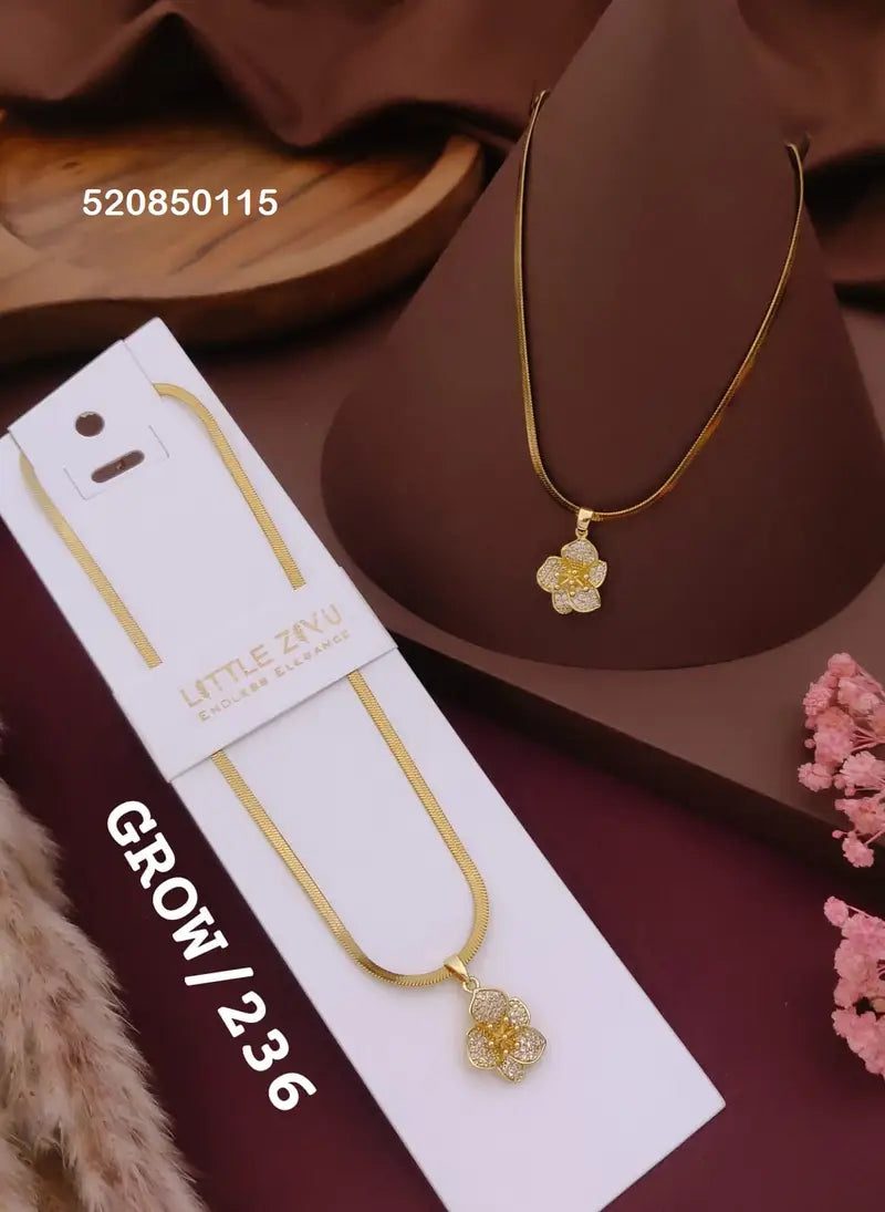 Bloom Neck Chain