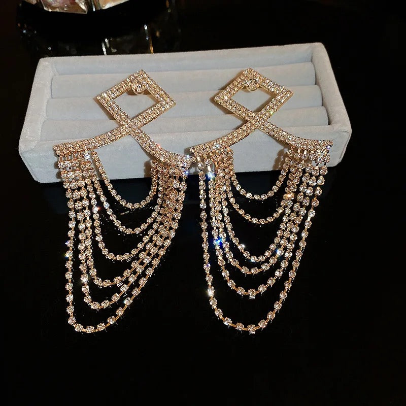 Veloeura Earrings