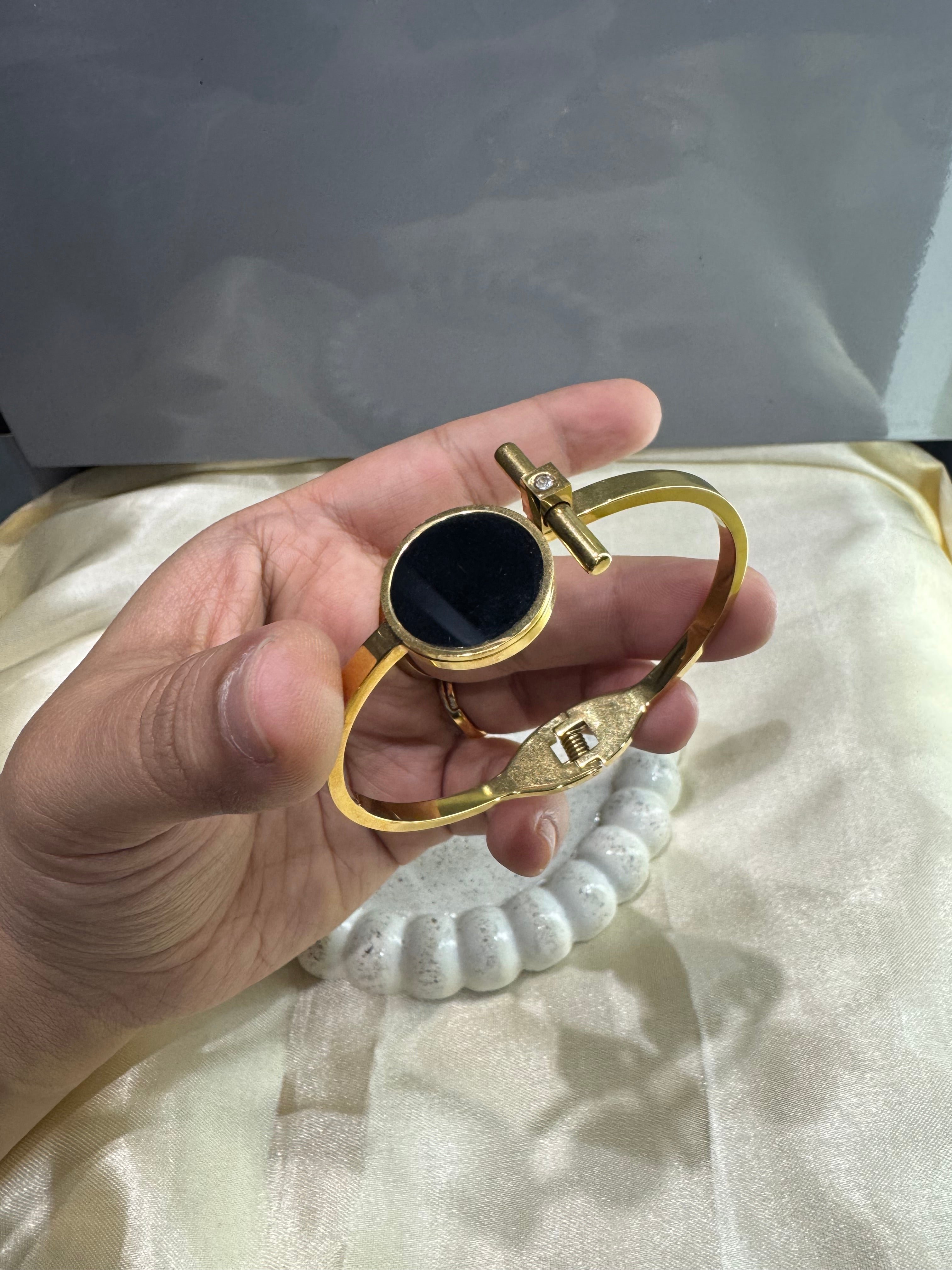 Daily Wear Bracelet code/1271