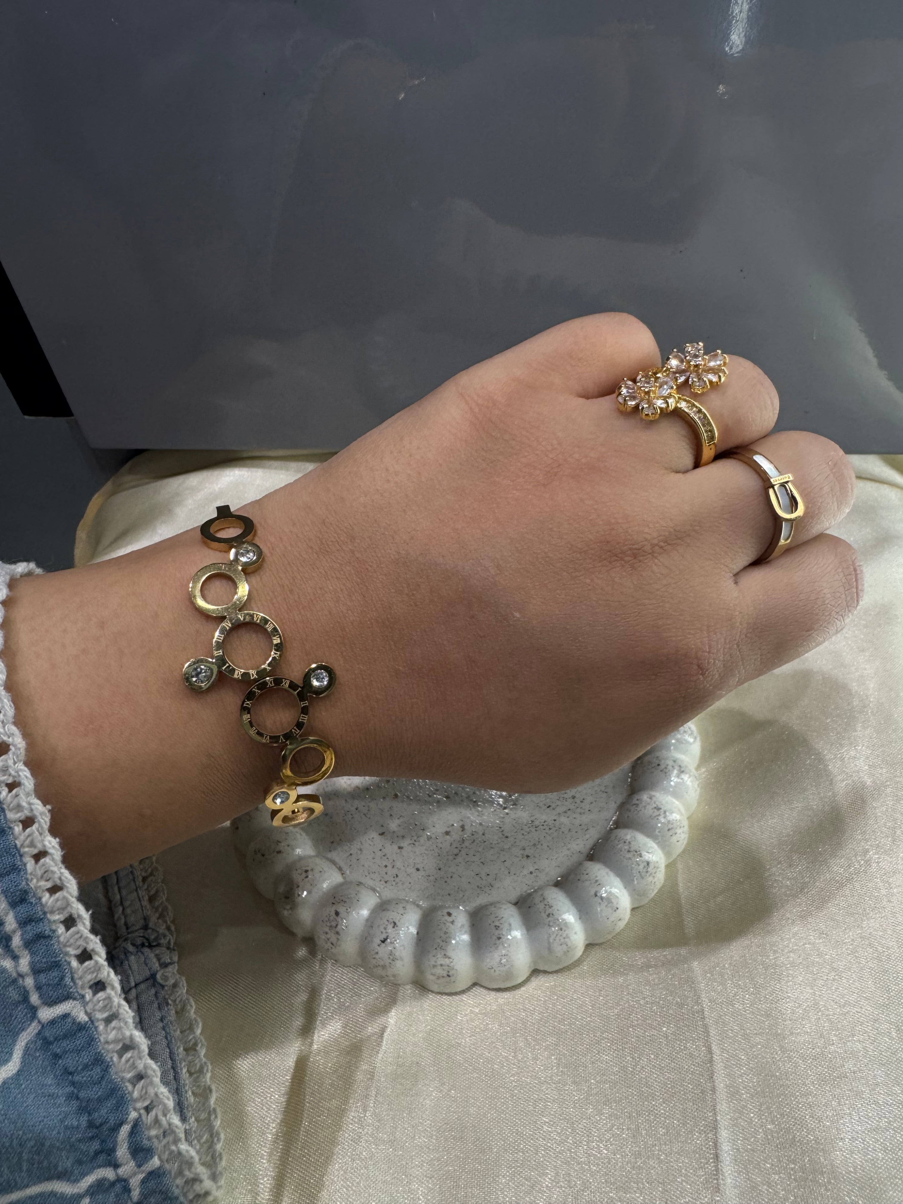 Daily Wear Bracelet code/1275